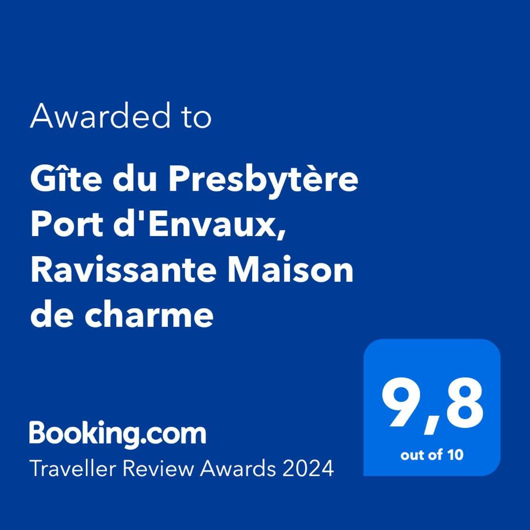 Gite Du Presbytere Port D'Envaux, Ravissante Maison De Charme Екстериор снимка
